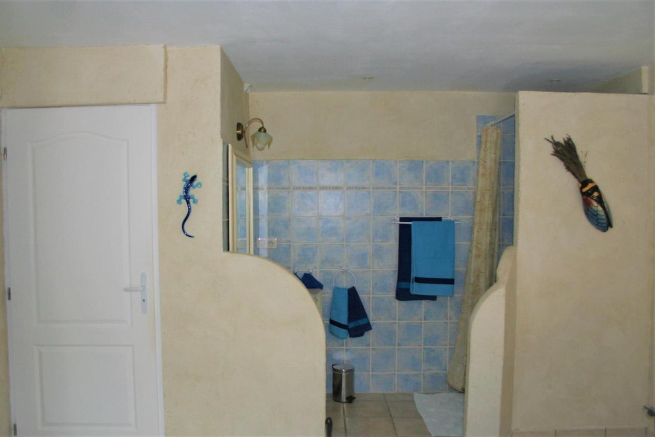 ترانس-إن-بروفنس Le Mas Des Tarentes Chambres D'Hotes المظهر الخارجي الصورة